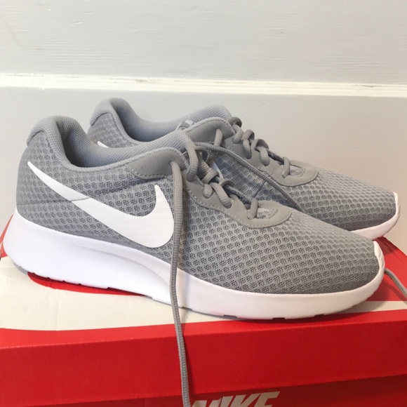nike tanjun 23 nike tanjun 23